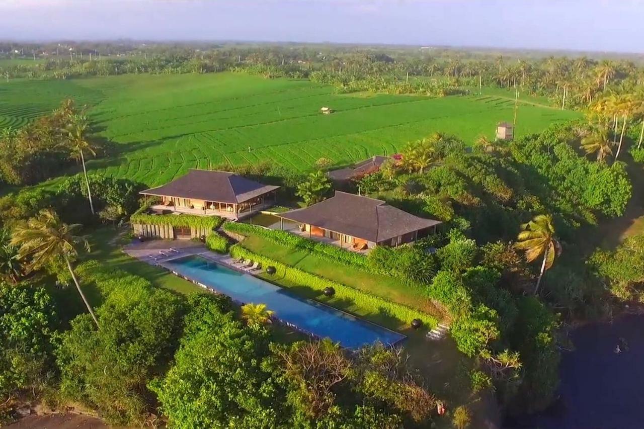 Bulung Daya Beach Villa Retreat Antasari Exterior foto