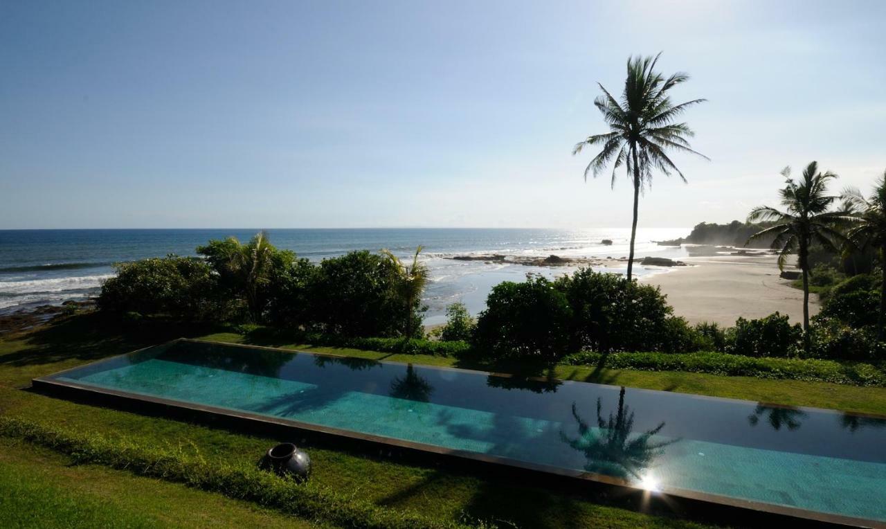 Bulung Daya Beach Villa Retreat Antasari Exterior foto